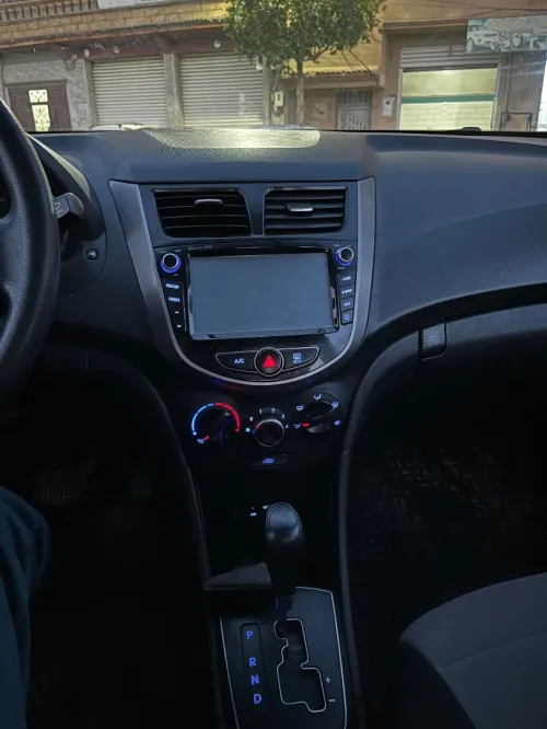 Hyundai Accent RB  4 portes 2017 Accent RB  4 portes