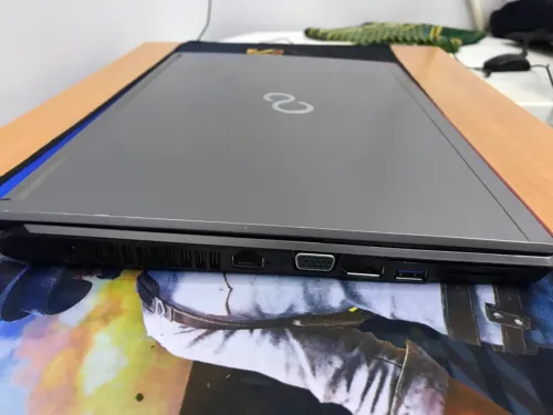 Laptop fujitsu i5 | 6eme | 8gb ram | 256ssd