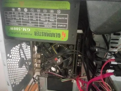 PC Gamer  Bureau à vendre  i5 + 16GB RAM + SSD