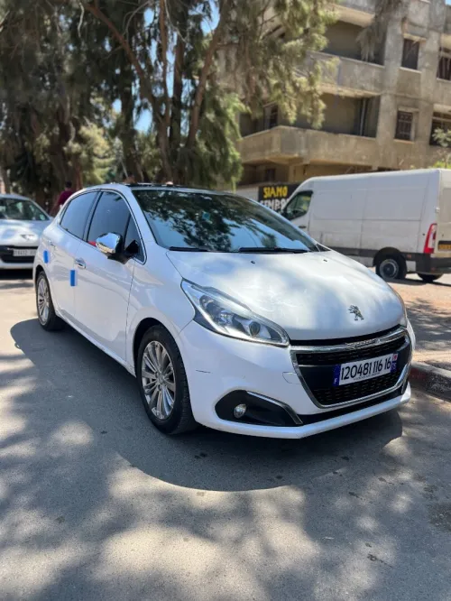 Peugeot 208 2016 Allure Facelift