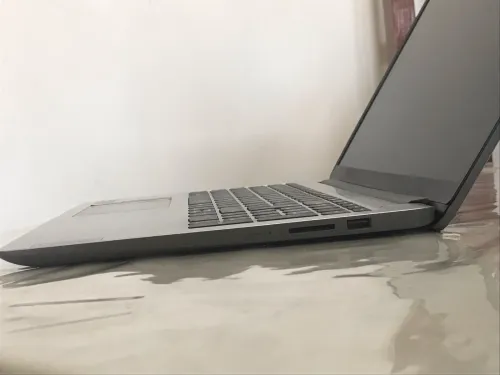 LENOVO IDEAPAD 1 Ryzen 5 7520U, 16GB LPDDR5 500MHz, 512 GB RADEON 610