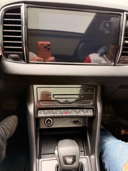 Skoda Karoq 2025 Luxury