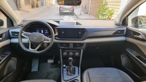 Volkswagen Taos 2023 SE