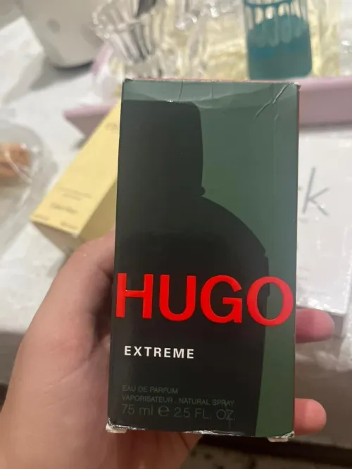Hugo extrême..... Calvin Klein..... escape 
