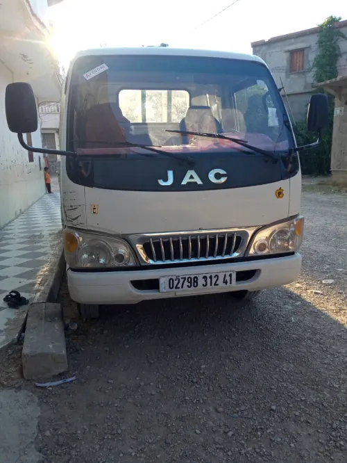 JAC 1040k 2012