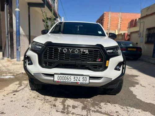 Toyota Hilux GR 2024 Hilux GR