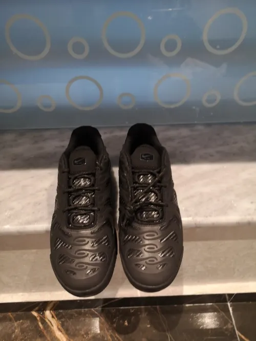 Original Black Nike tn air Max plus drift