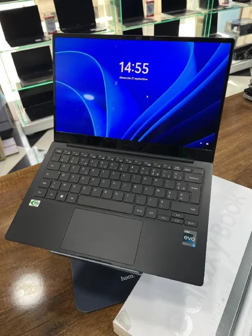 Samsung Galaxy Book2 Pro I5-1240P EVO 8Go 256GB SSD 