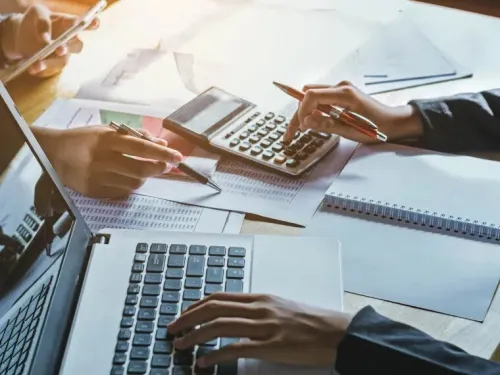 Consultant Freelance en Gestion Administrative, Finance & Ressources Humaines