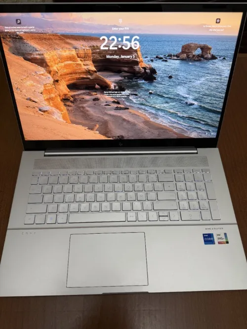 Laptop HP ENVY 17.3 inch (17-cr0000)