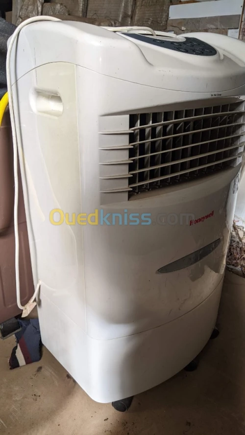 Refroidisseur d'air portatif Honeywell CL20AE