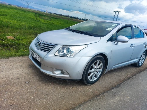 Toyota Avensis 2012 Premium