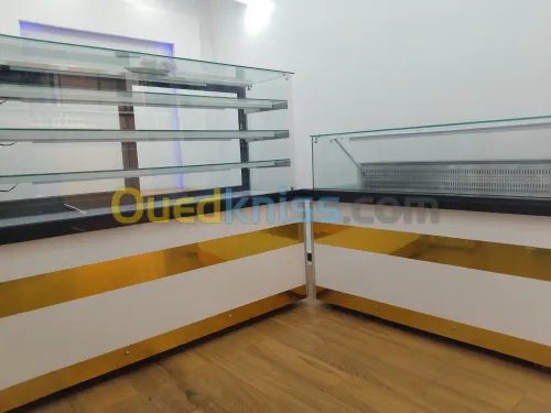 Liquidation Frigo ventilé + présentoir 