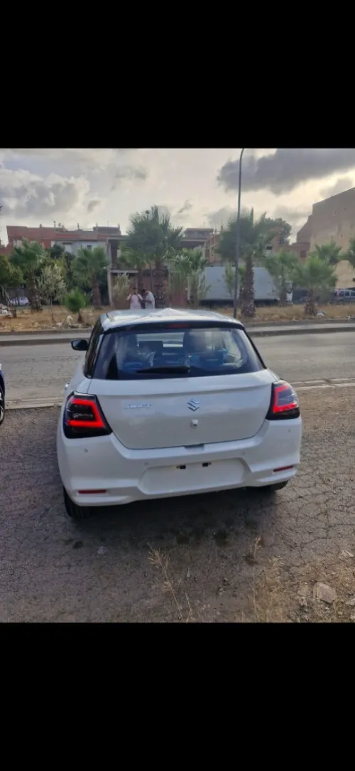 Suzuki Swift 2025 GLX MONTE CARLO