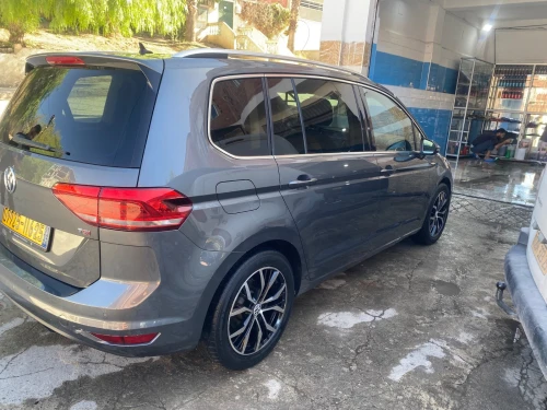 Volkswagen Touran 2016 VW Edition