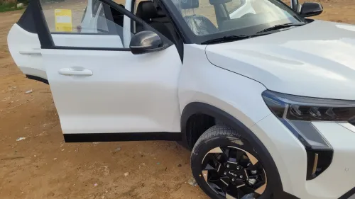 Kia Sonet  2025 Luxury