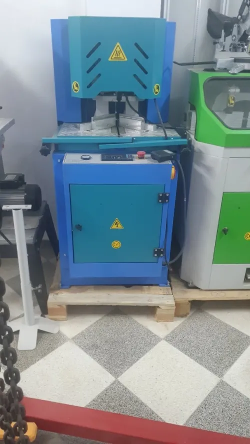 GROUPE ELECTROGENE 20Kva compresseur machines pvc compacteur gute icaro coudeuse Cisaille redressese