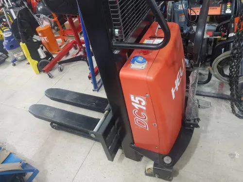 CRIC ROULANT presse hydraulique groupe électrogène coudeuse soudeuse pvc Compresseur a vis 
