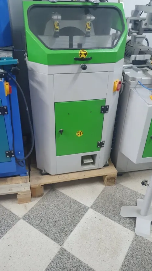 GROUPE ELECTROGENE 20Kva compresseur machines pvc compacteur gute icaro coudeuse Cisaille redressese
