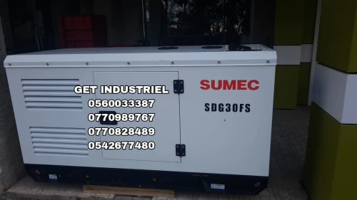 Compresseur diesel thermique a vis Coudeuse cisaille compacteur 
