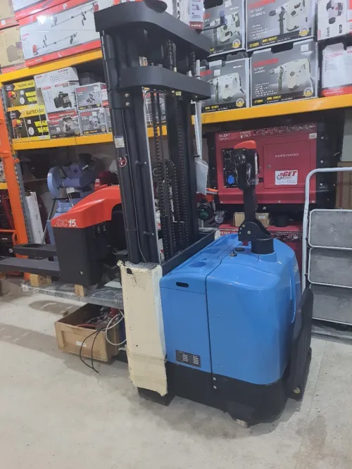 GROUPE ELECTROGENE 20Kva compresseur machines pvc compacteur gute icaro coudeuse Cisaille redressese