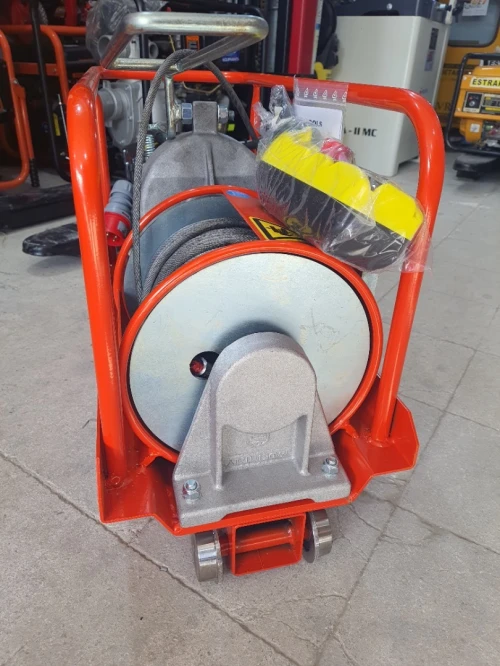 Monte charge 1800kg 