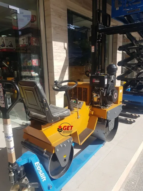 Compacteur , rouleau compacteur , marteau piqueur pneumatique , plaque vibrante