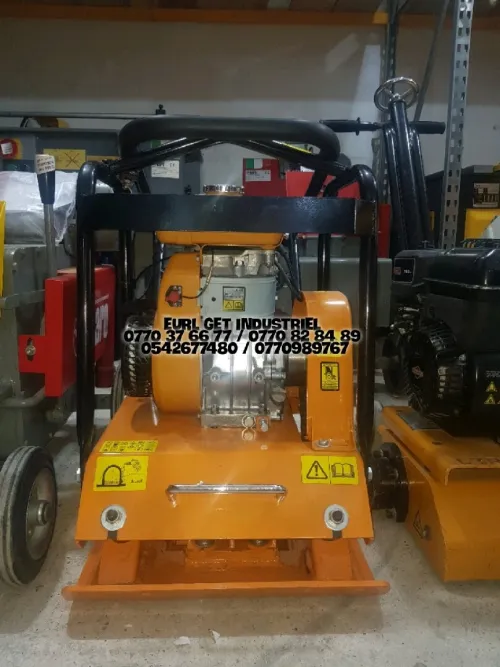 COMPACTEUR , ROULEAU COMPACTEUR , DAME SAUTEUSE , PLAQUE VIBRANTE , COMPACTEUR 1 CYLINDRE