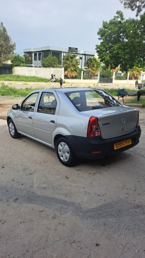 Dacia Logan 2011 Base