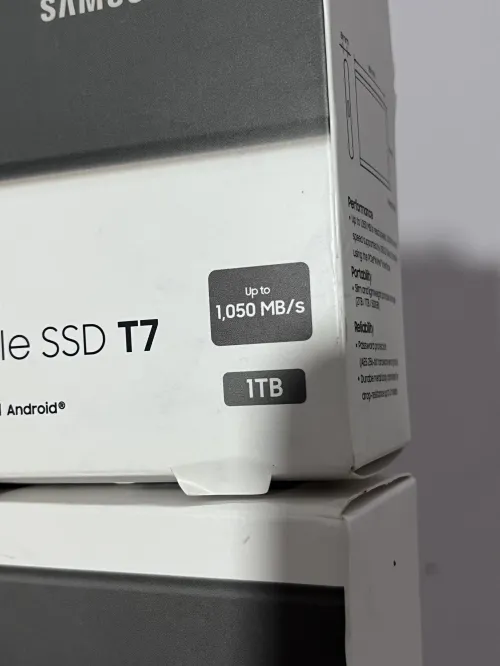 SAMSUNG T7 1050MB/s