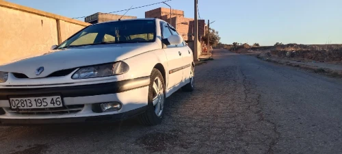 Renault Laguna 1 1995 Laguna 1