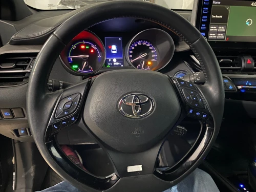 Toyota C-HR Hybrid 2024 