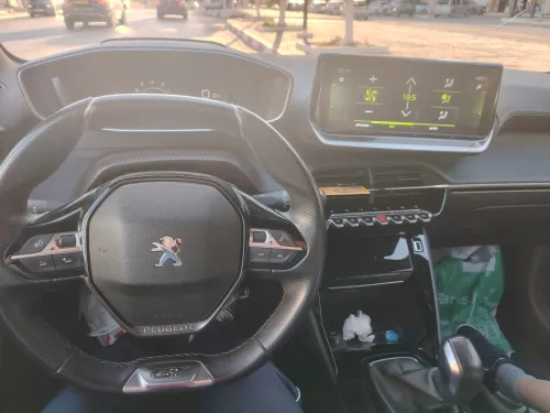 Peugeot 208 2024 GT