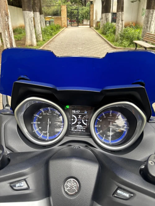 Yamaha Tmax 2017