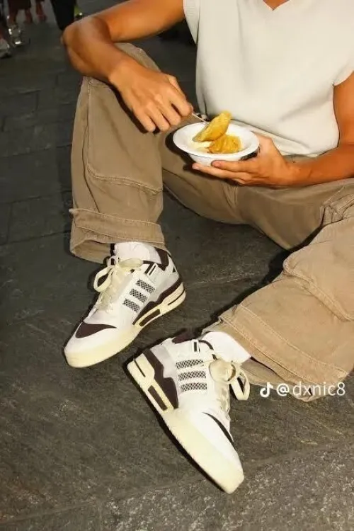 ADIDAS baskets Forum Mid LOW