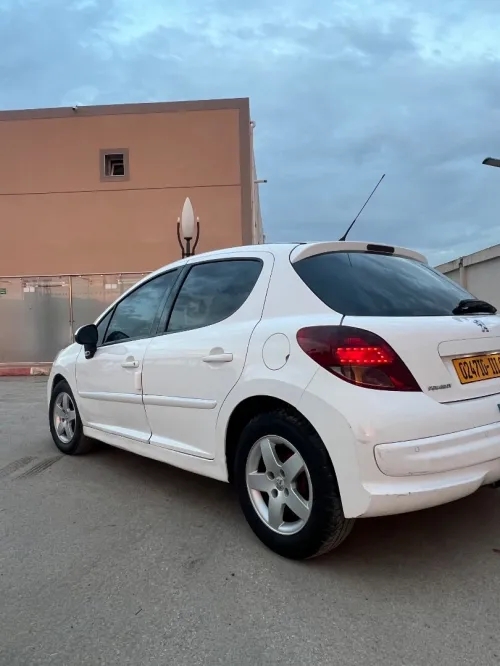 Peugeot 207 2011 Allure