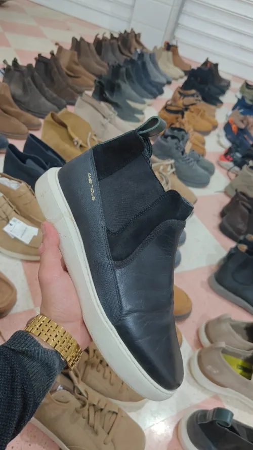 Chaussures originale clarks,palladium,rebook,uspolo,