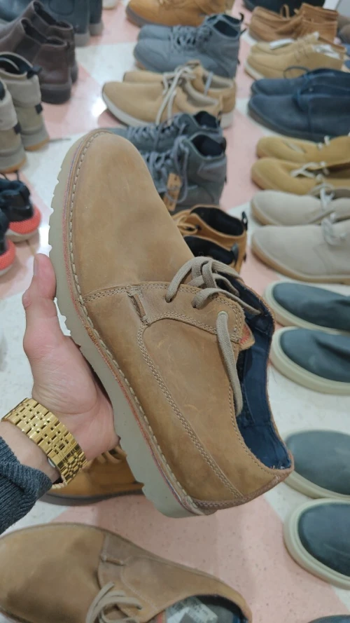 Chaussures originale clarks,palladium,rebook,uspolo,