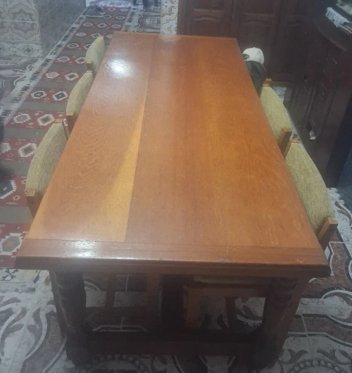 Table bois rouge