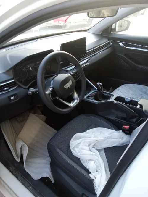Geely Emgrand 2025 