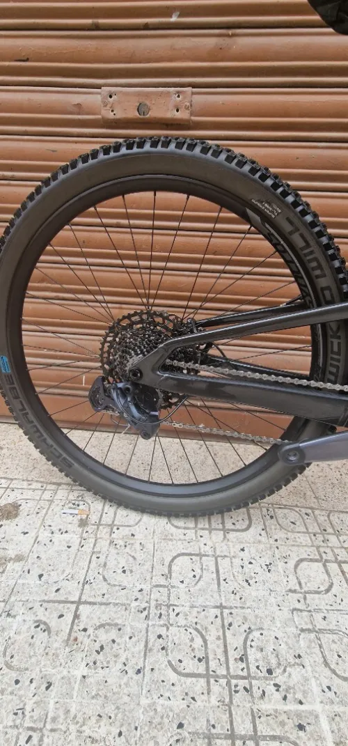Vélo scott spark rc carbon 2025