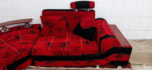 صالون فوتاي مستعمل في حالة جيدة (Salon Canapé Rouge et Noir)