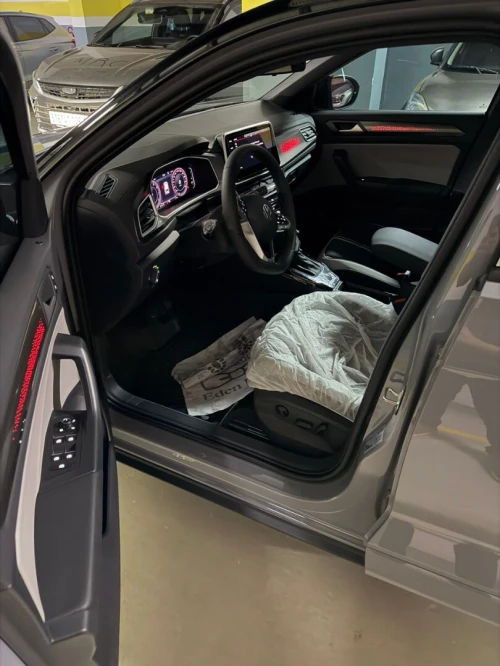 Volkswagen T-Roc 2026 R