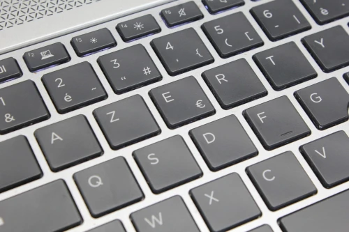 HP ELITEBOOK 830 G6 I7-8665U 16GB 512GB SSD 13 FHD