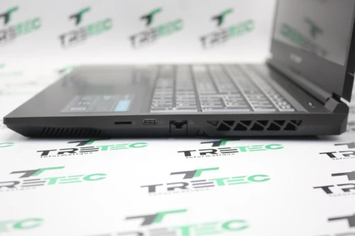 ERAZER DEPUTY P60  I7 13620H 32 GB 512 GB SSD RTX 4070 8GB FHD 16''