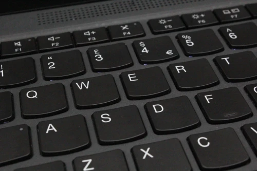 LENOVO THINKPAD T14S I7 11TH 32GB 512GB 14 FHD TACTILE