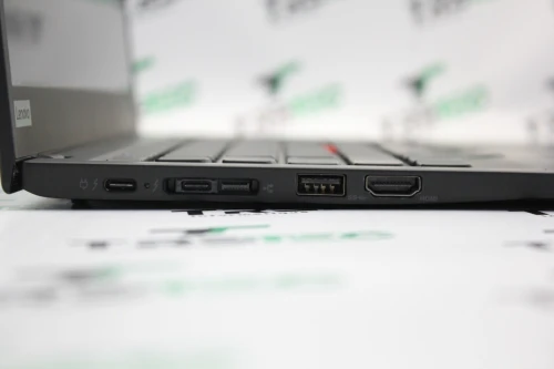 LENOVO THINKPAD X1 CARBON I7 8th 16 GB 256 GB SSD FUL HD 14" TACTILE 