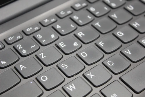 LENOVO V14 I3-105G1 8GB 256GB SSD 14 FHD