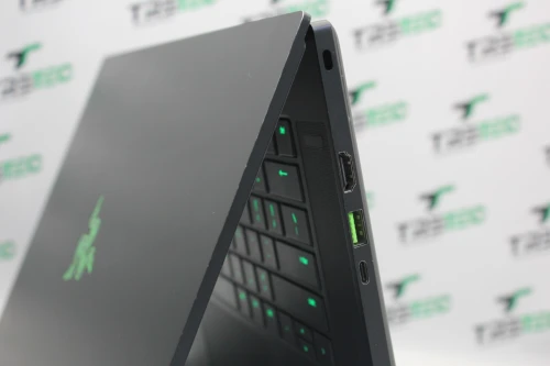 RAZER BLADE 15 I7 10th 16GB 1TB RTX 2080 FHD 15