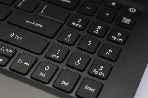 ACER ASPIRE A515 I5 10th 8 GB 256 GB SSD FHD 15"